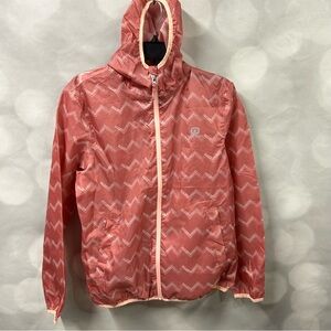 Banuk Canada travel rain jacket size large.